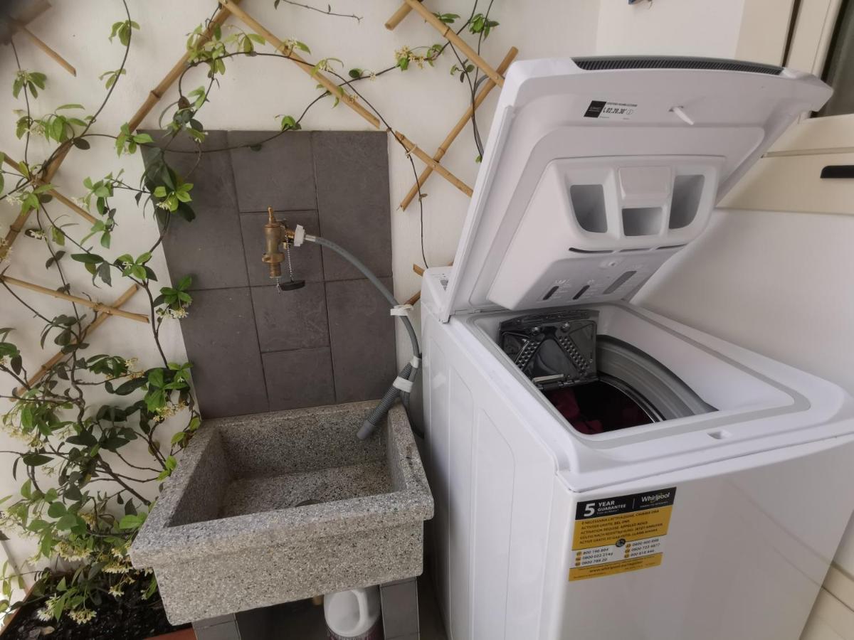 Kosie - Il Comfort Di Stile Con 2 Bagni Ξενοδοχείο Παλέρμο Εξωτερικό φωτογραφία